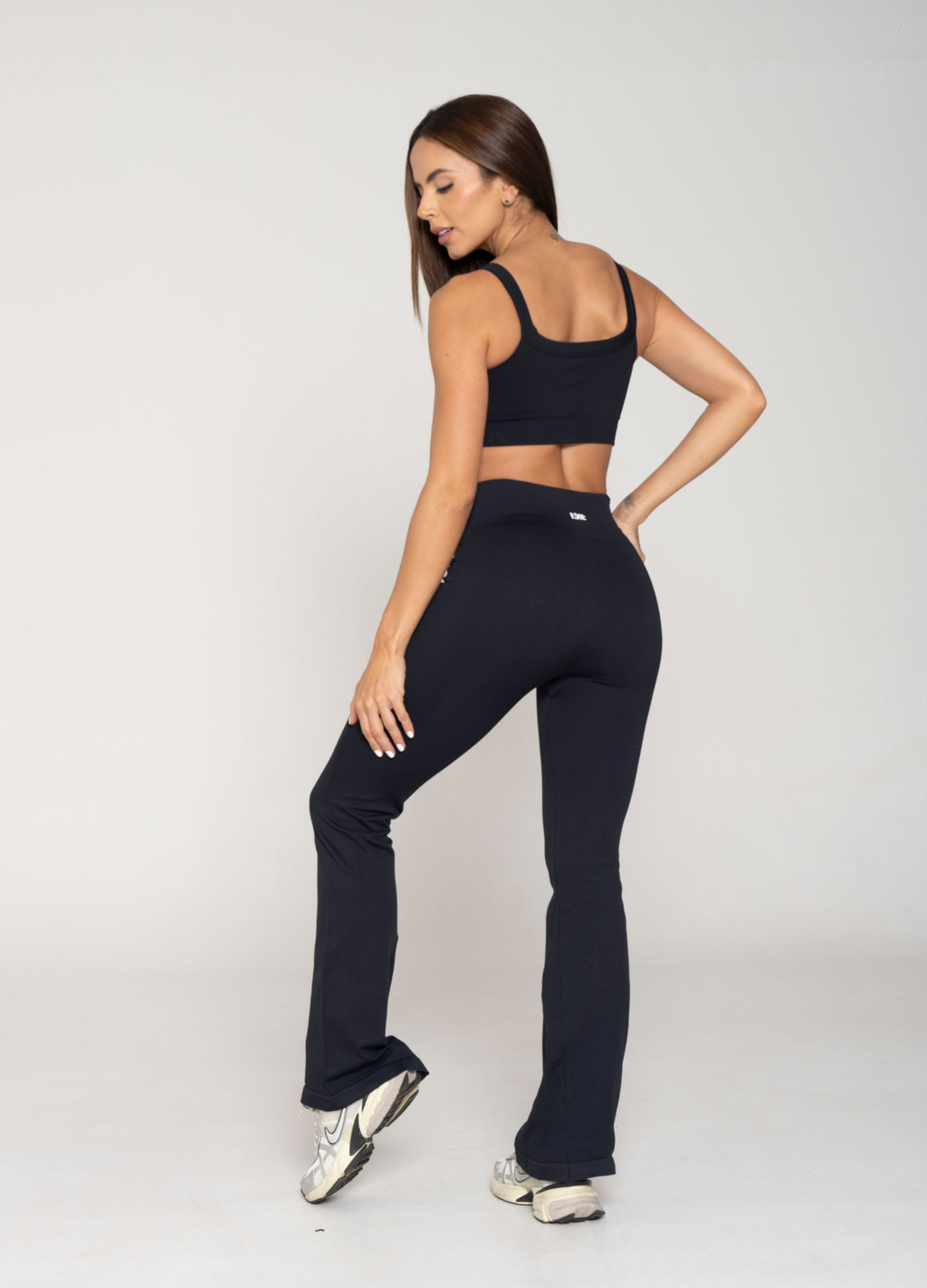 SET GENEVA LEGGING BOTA ANCHA