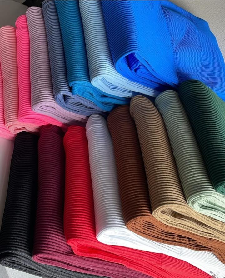 LEGGING SEAMLESS BASICO ACANALADO TALLA GRANDE